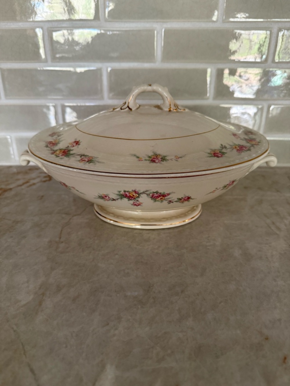 Homer Laughlin Eggshell Georgian Countess Oval Vegetable Tureen Bowl With Lid